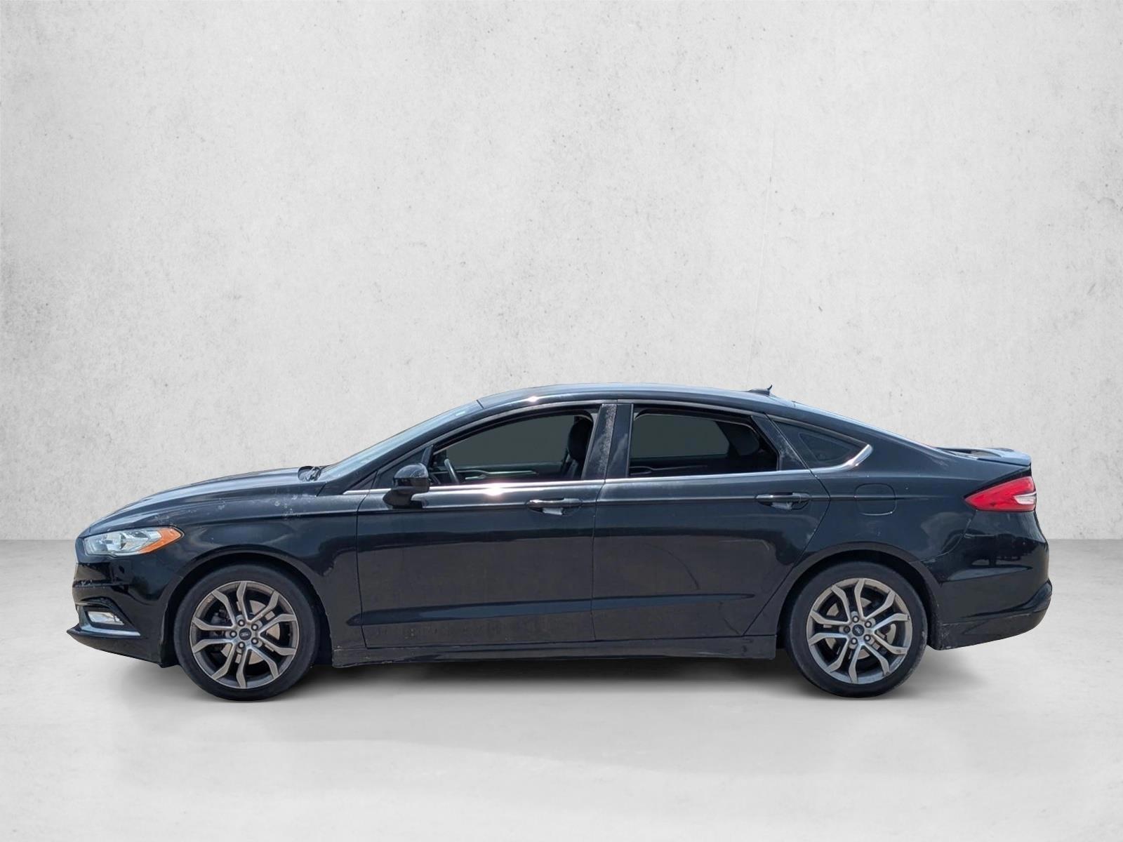 Thumbnail: 2017 Ford Fusion - 2