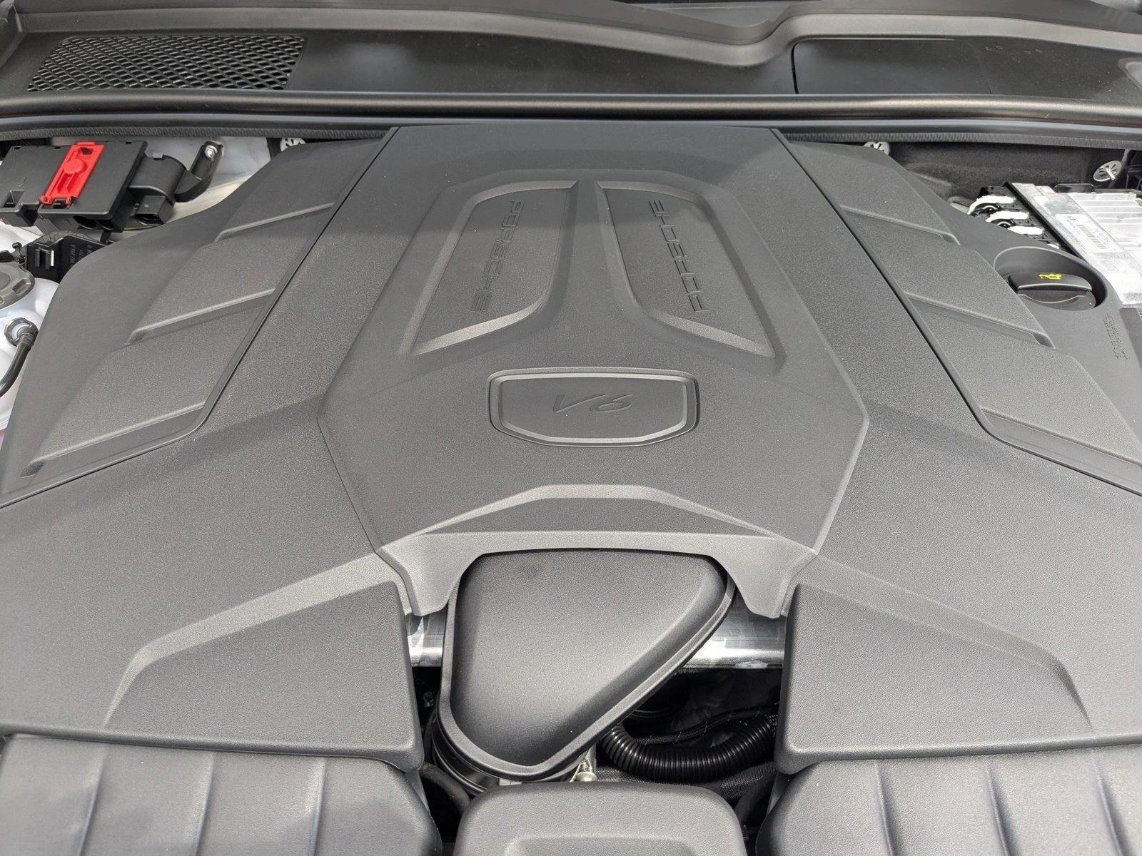 2026 Porsche Cayenne Coup E-Hybrid - Photo 30