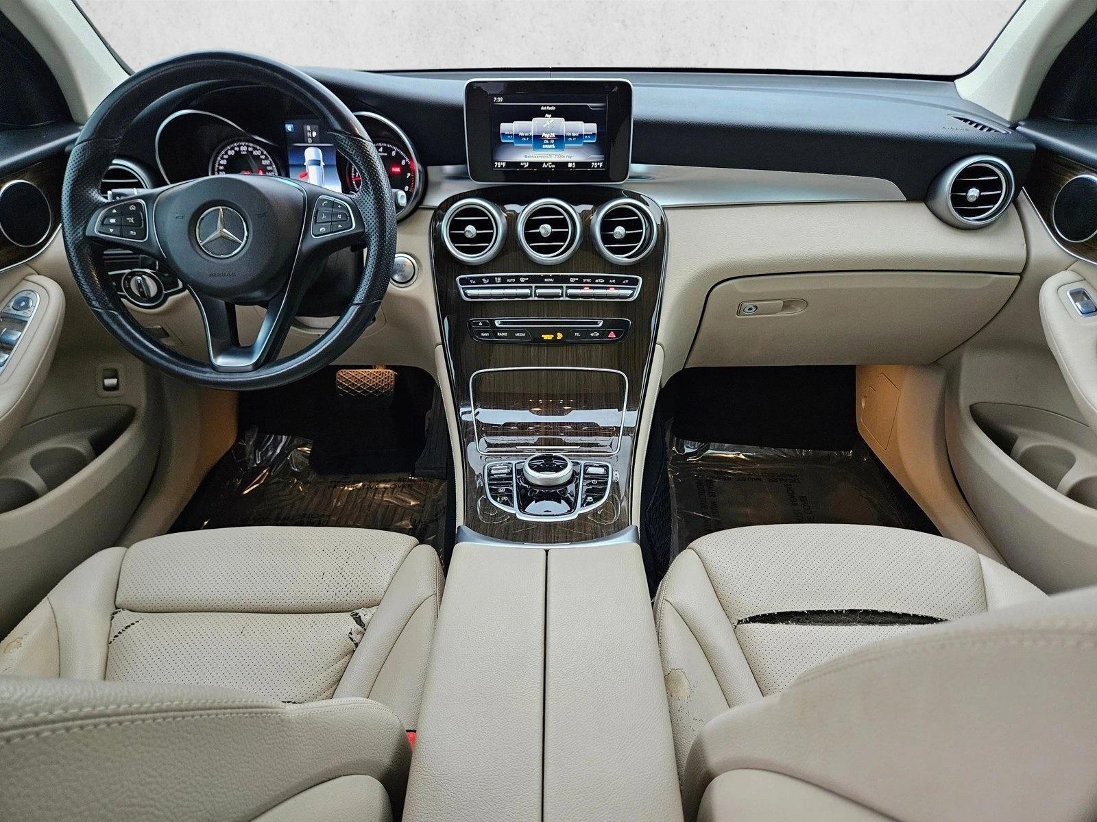 Thumbnail: 2019 Mercedes-Benz GLC - 4