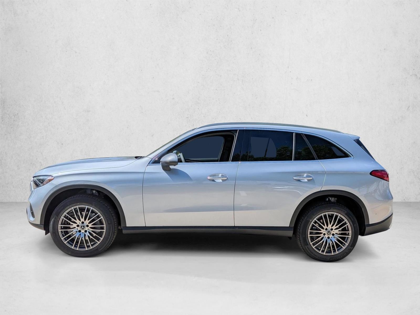 Thumbnail: 2026 Mercedes-Benz GLC - 2