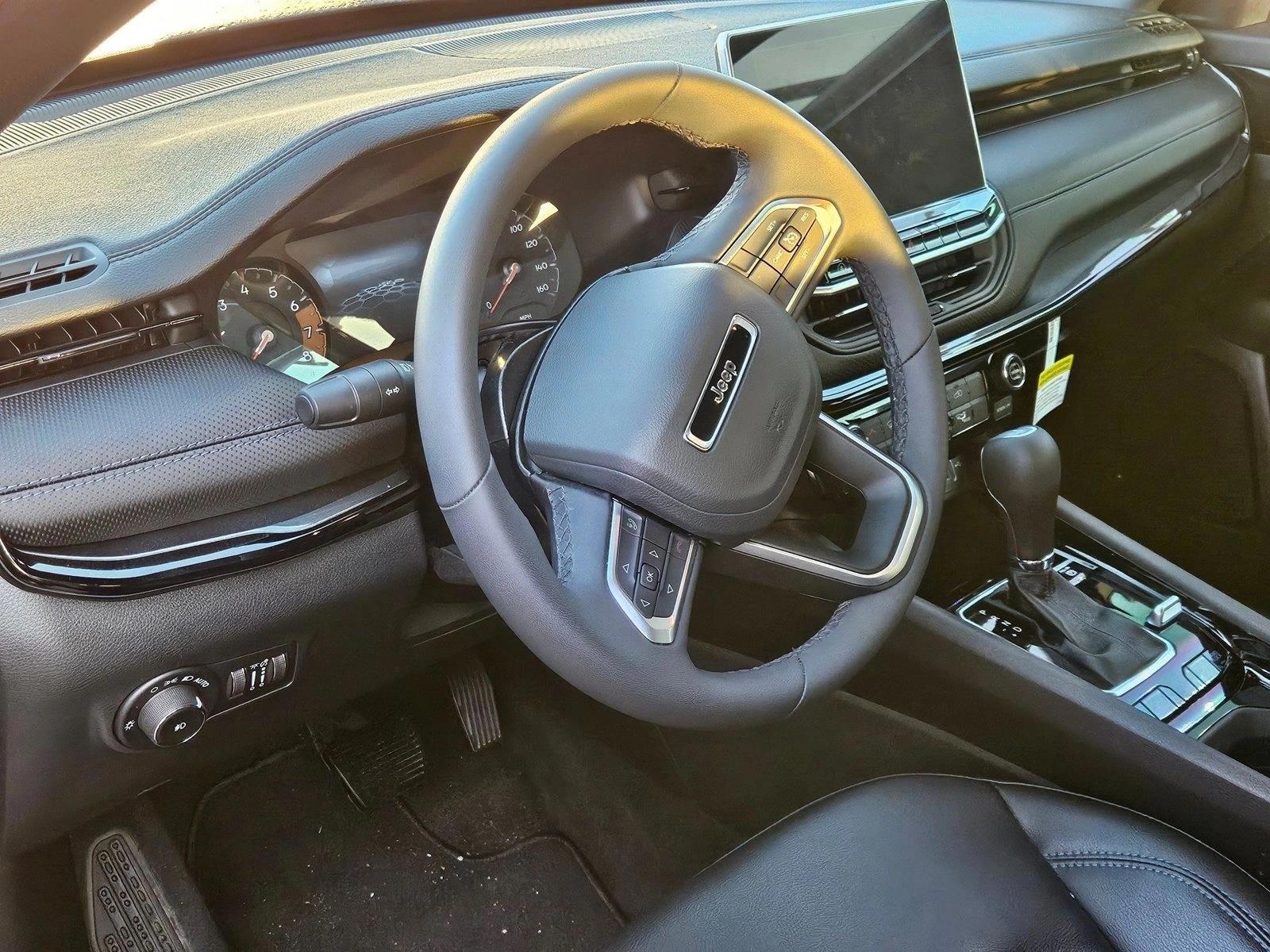 Thumbnail: 2026 Jeep Compass - 3