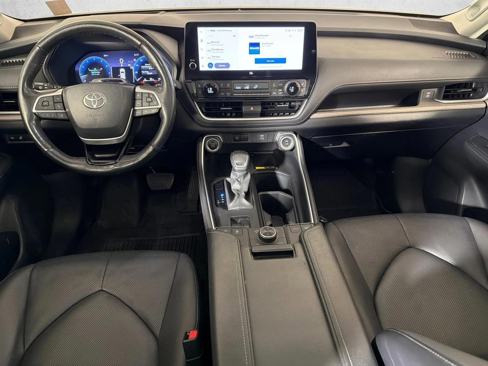Thumbnail: 2024 Toyota Grand Highlander - 3