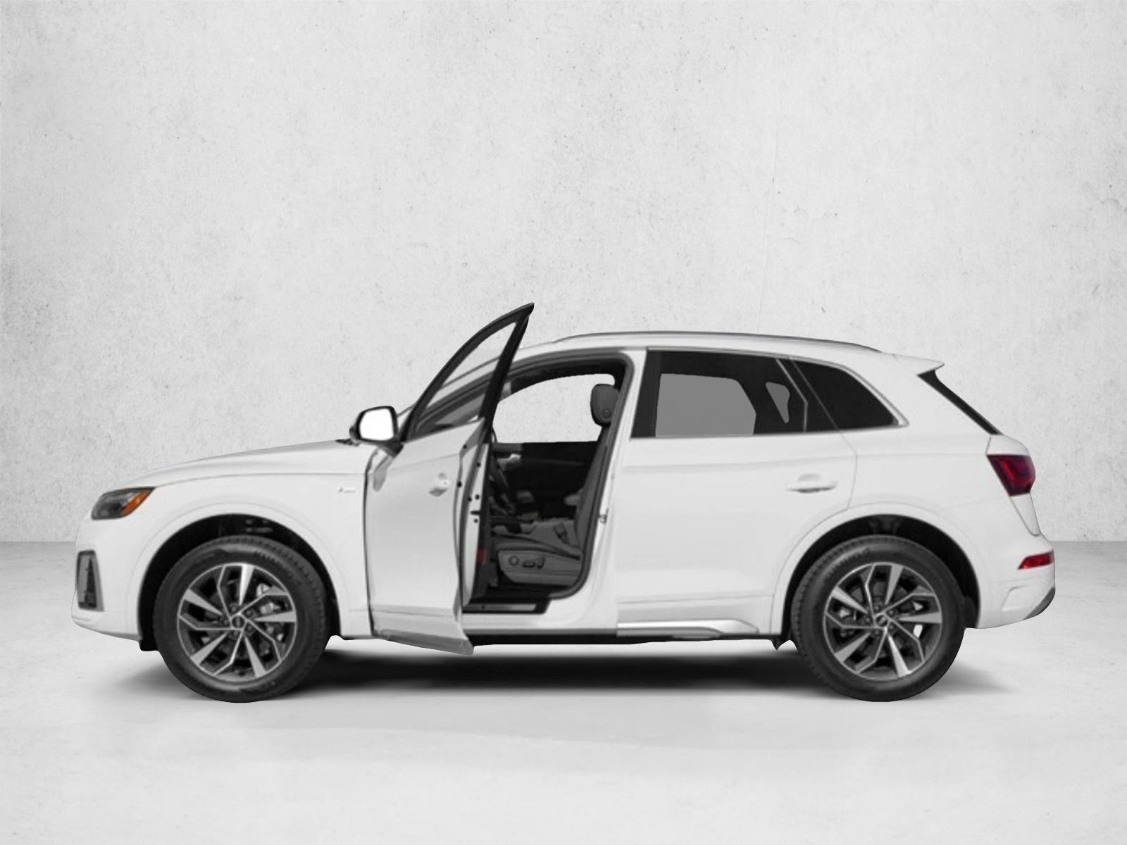 Thumbnail: 2023 Audi Q5 - 6