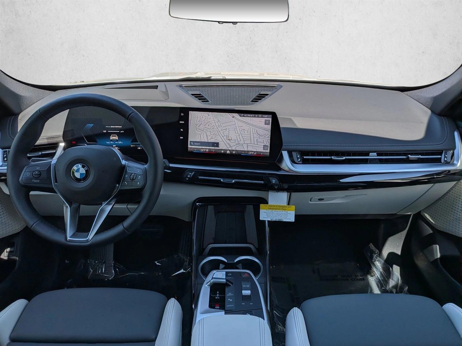 Thumbnail: 2026 BMW X1 - 4