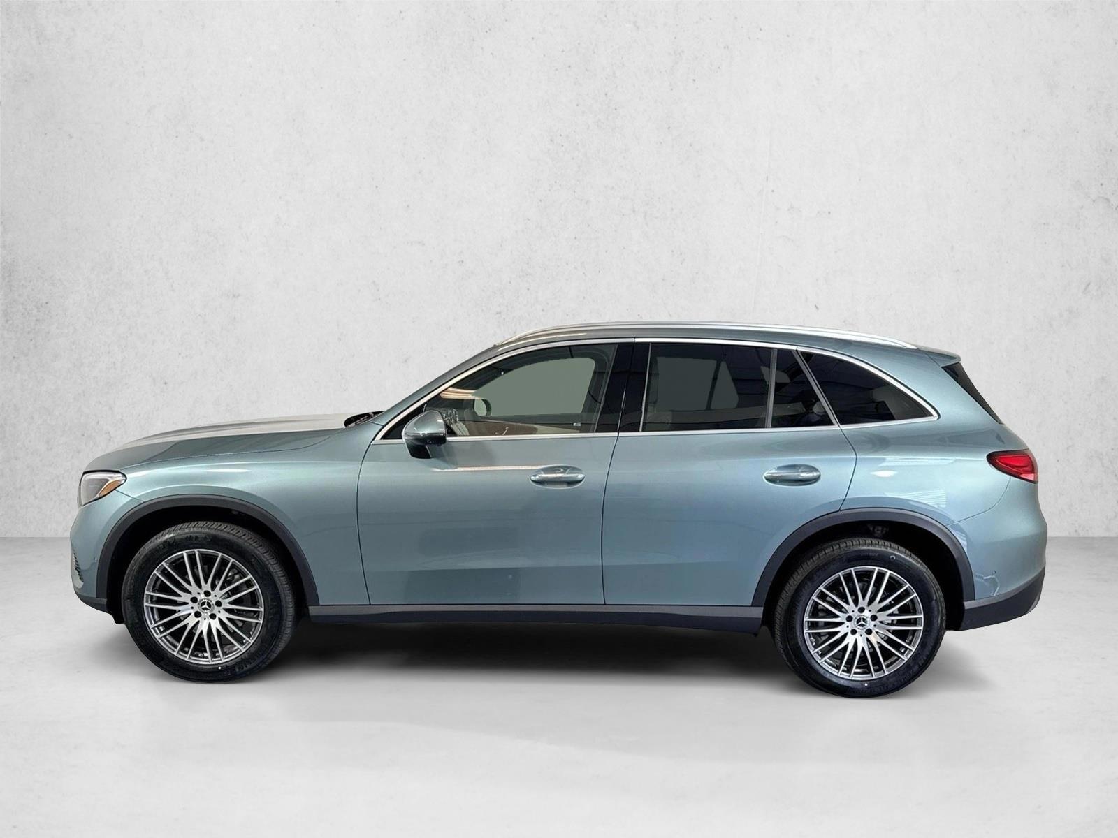 Thumbnail: 2026 Mercedes-Benz GLC - 2