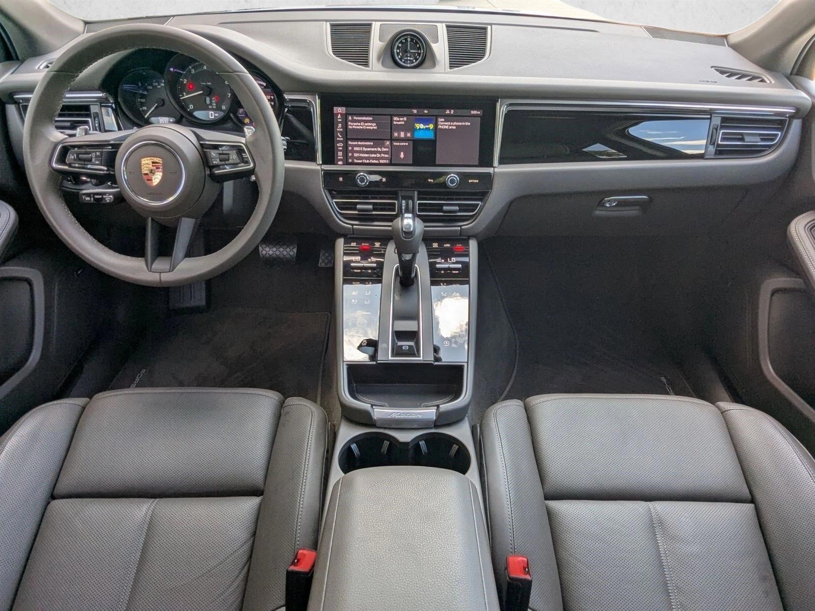 Thumbnail: 2026 Porsche Macan - 5