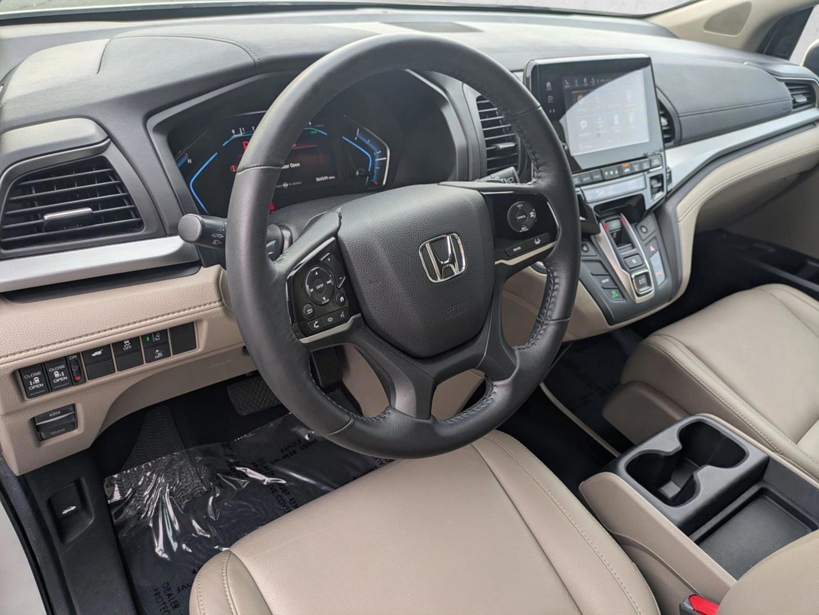 Thumbnail: 2019 Honda Odyssey - 3
