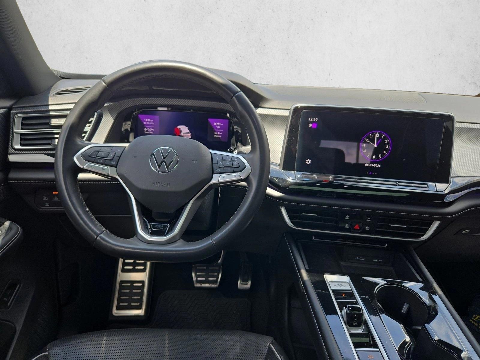 Thumbnail: 2024 Volkswagen Atlas - 3