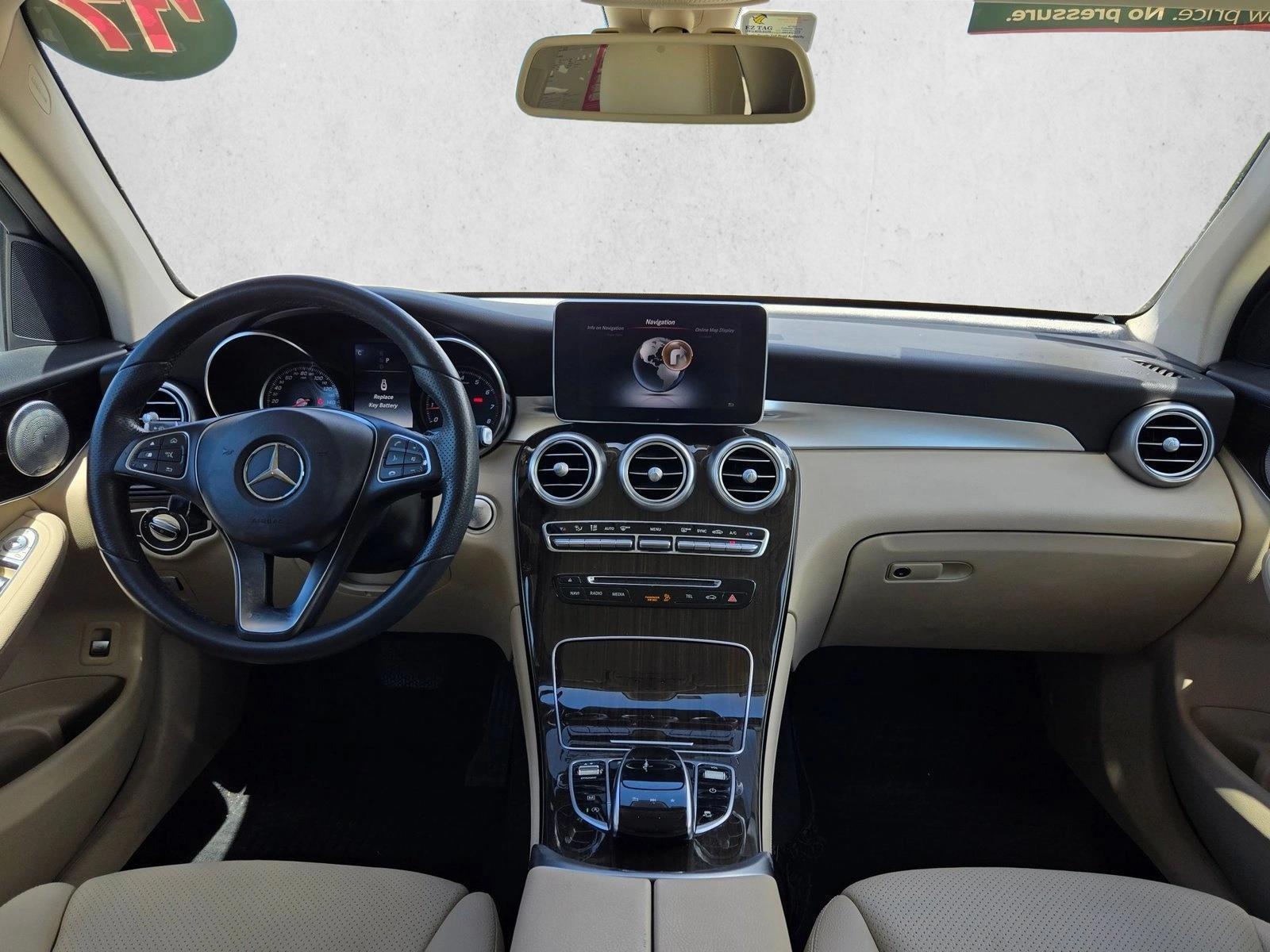 2017 Mercedes-Benz GLC GLC300 - Photo 18