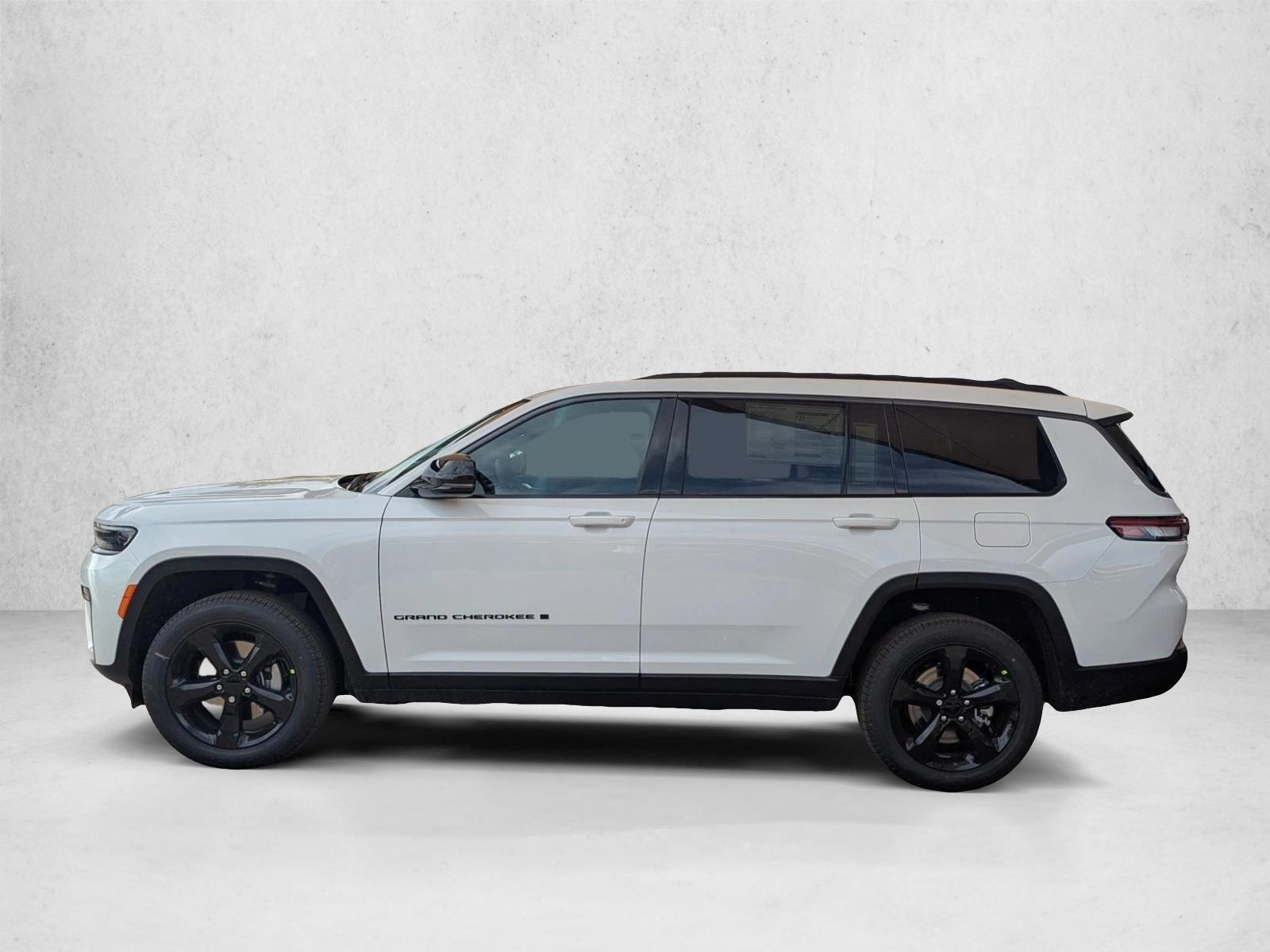 Thumbnail: 2026 Jeep Grand Cherokee L - 2