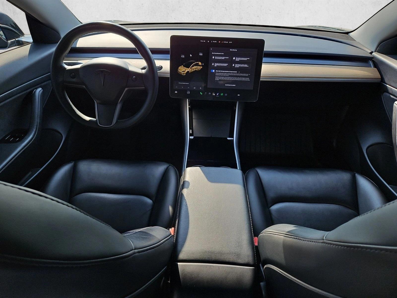 Thumbnail: 2020 Tesla Model 3 - 3