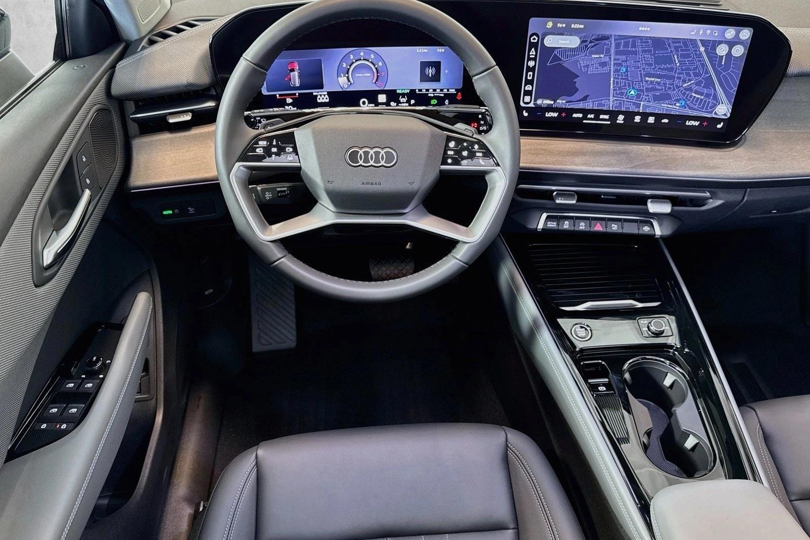 Thumbnail: 2026 Audi Q3 - 4