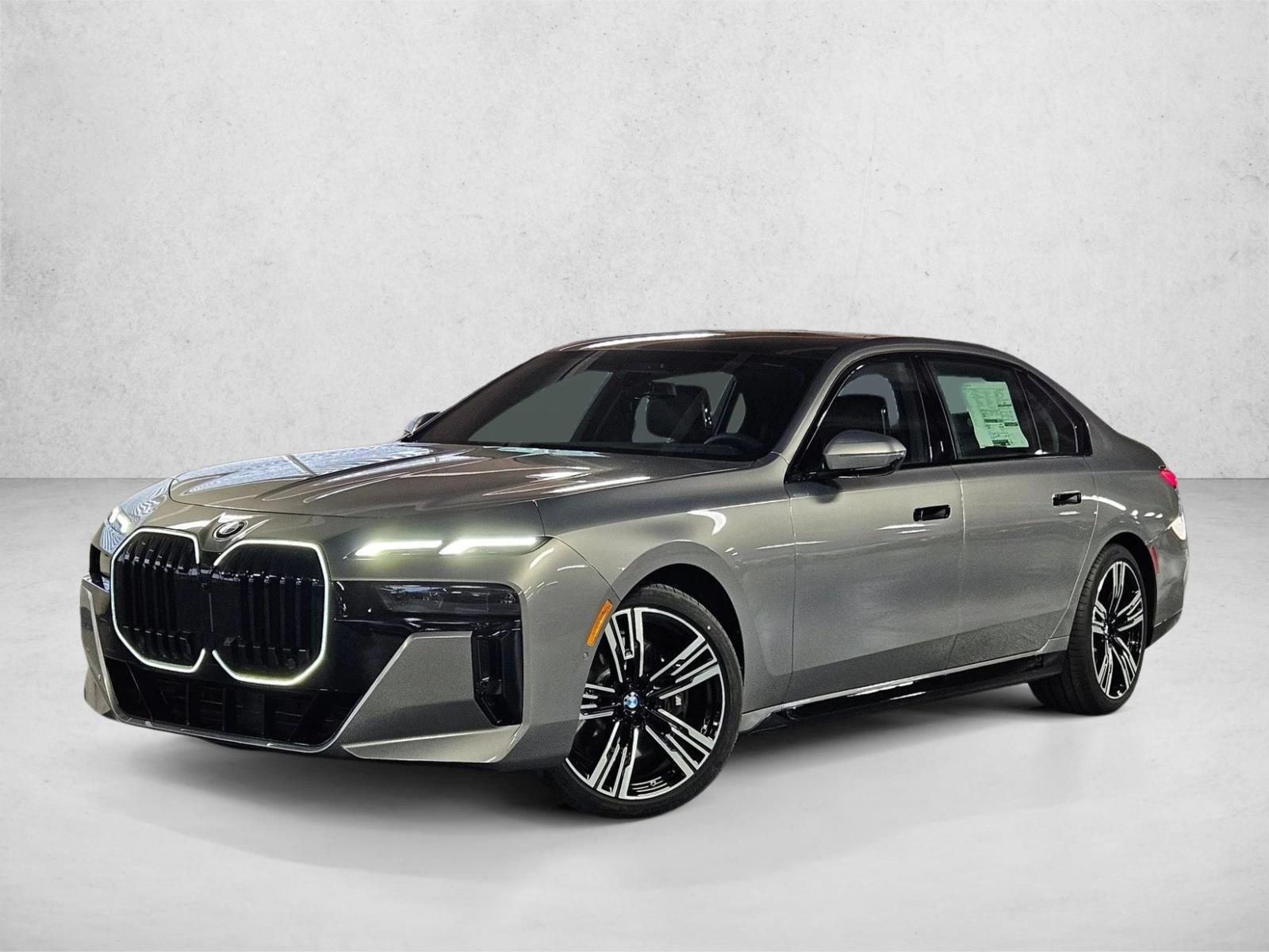 Thumbnail: 2025 BMW 7 Series - 1