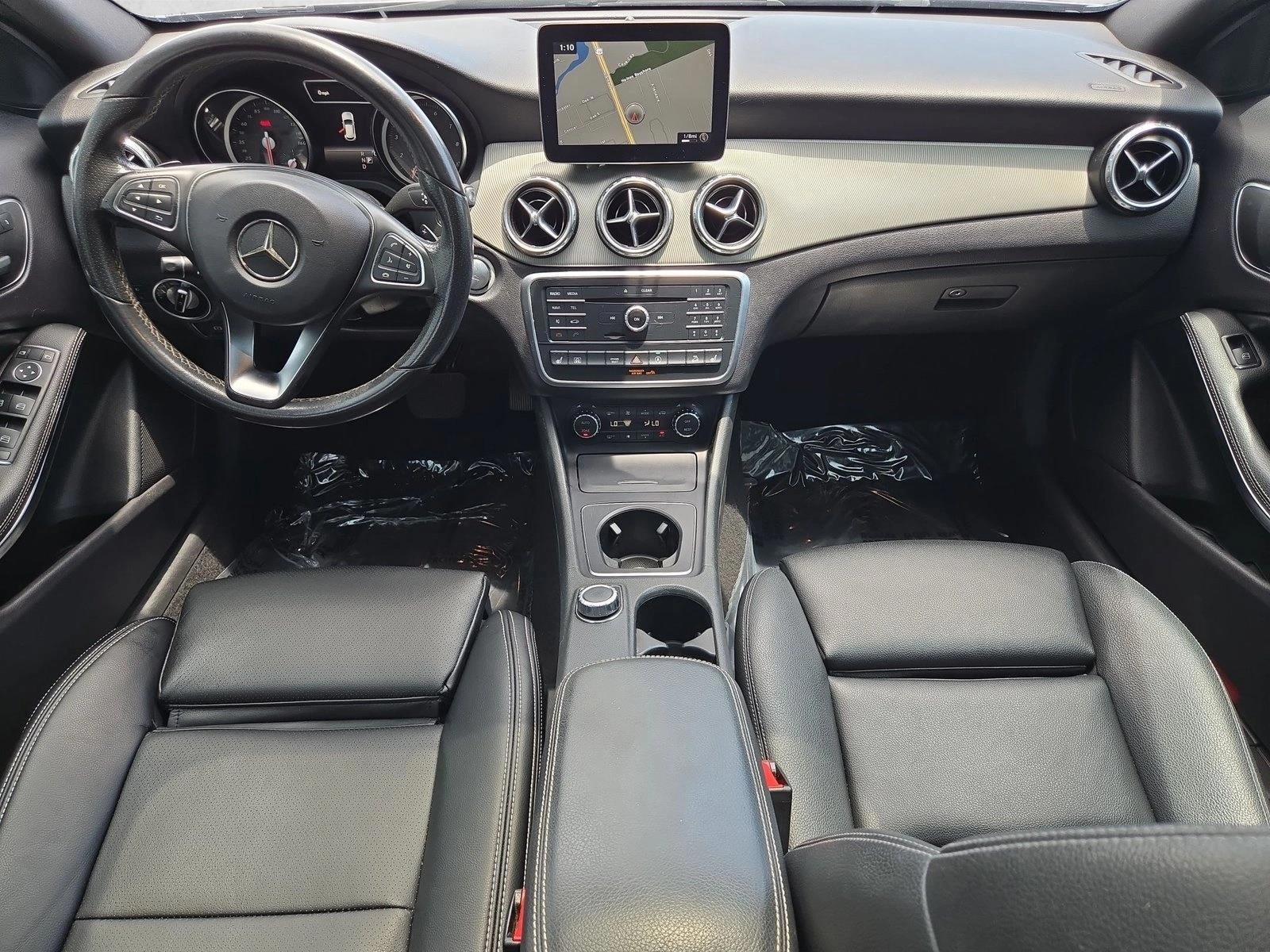 Thumbnail: 2017 Mercedes-Benz GLA - 3