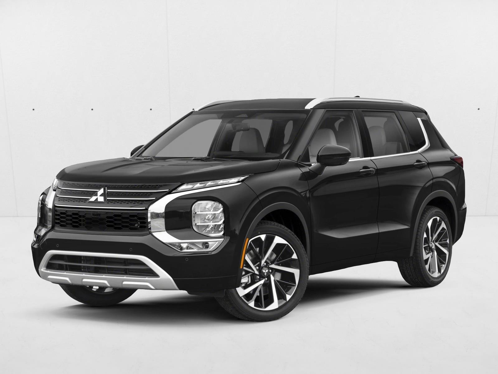 Thumbnail: 2023 Mitsubishi Outlander - 1