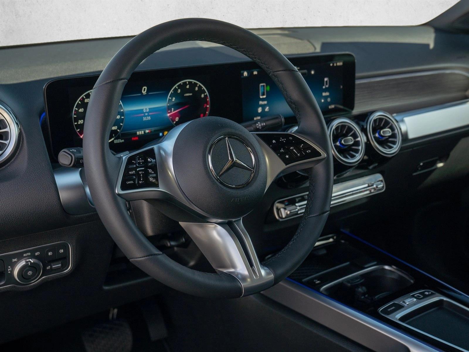 2026 Mercedes-Benz GLB GLB 250 - Photo 18