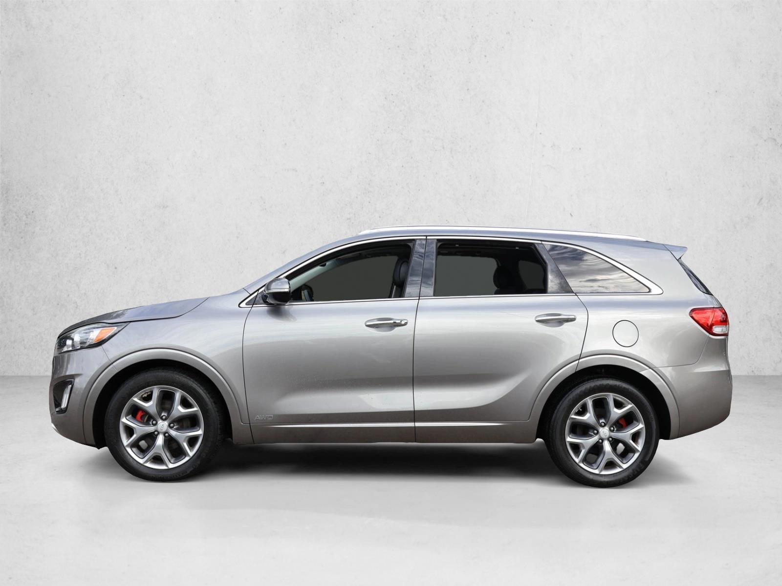 Thumbnail: 2016 Kia Sorento - 2