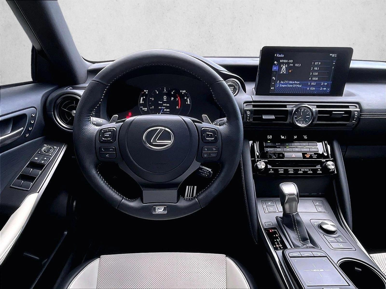 Thumbnail: 2025 Lexus IS - 3