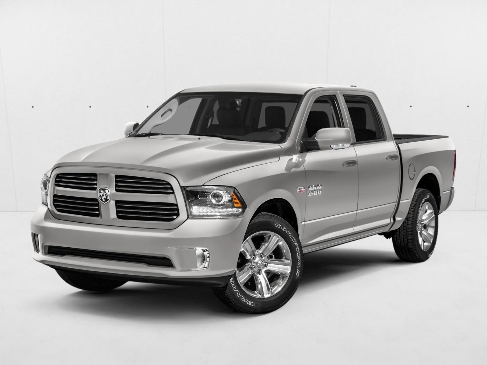 2016 RAM 1500 Big Horn 4x4 Crew Cab 5'7's photo