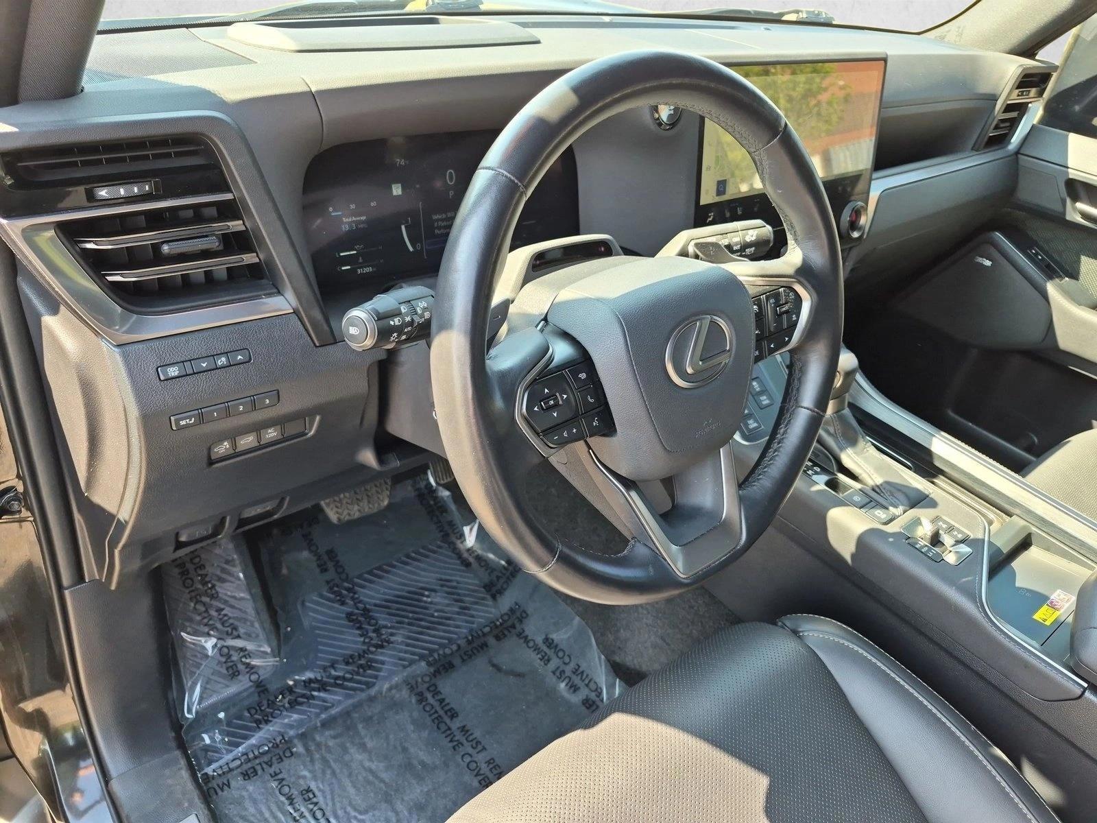 Thumbnail: 2024 Lexus GX - 3