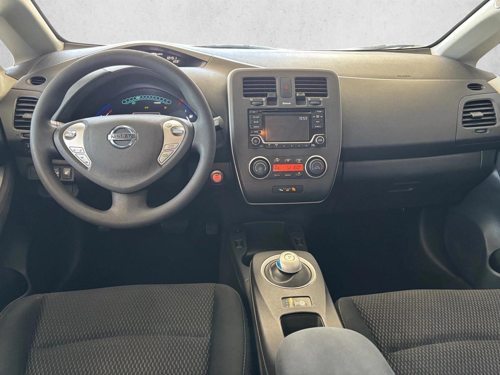 Thumbnail: 2016 Nissan Leaf - 2