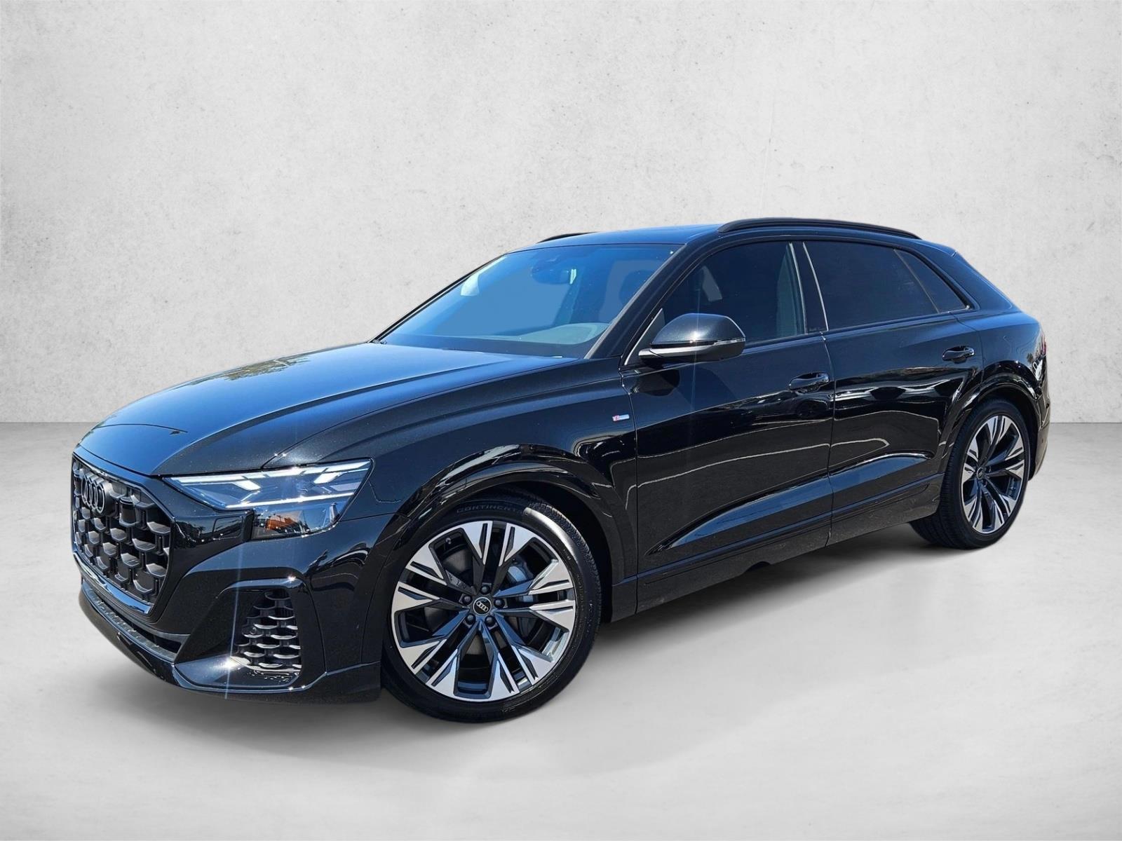 Thumbnail: 2026 Audi Q8 - 1