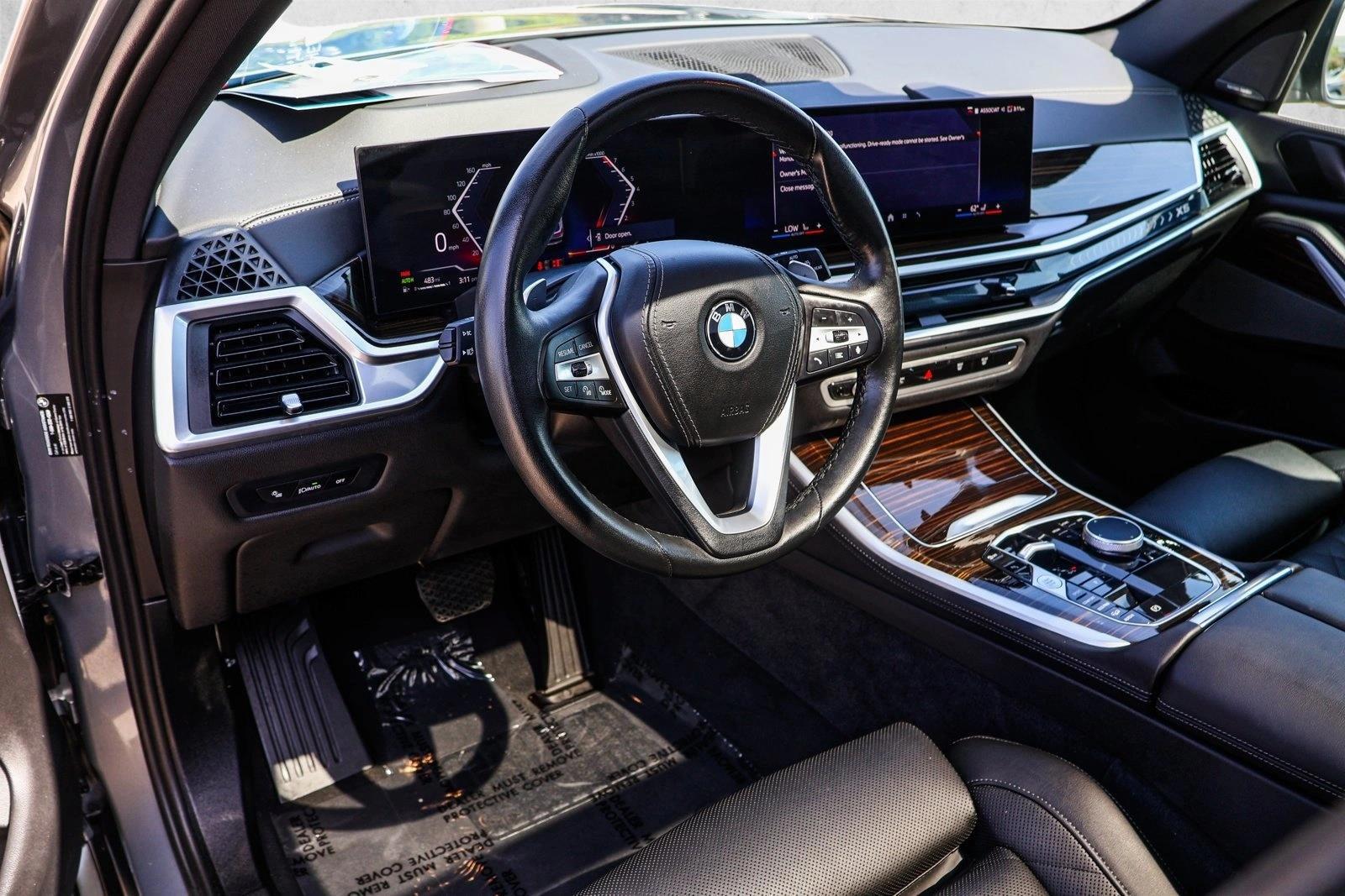 Thumbnail: 2026 BMW X5 - 3