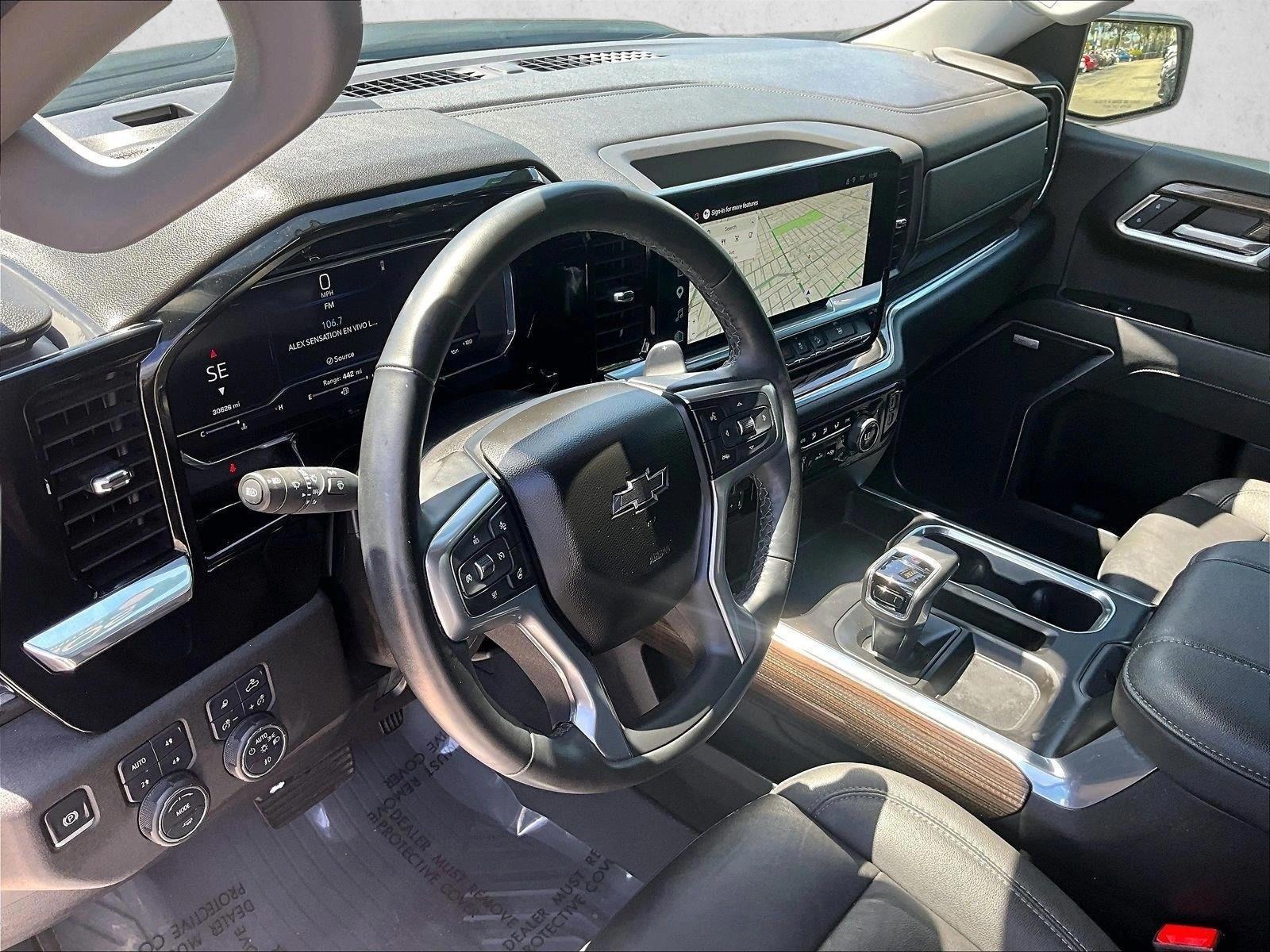Thumbnail: 2025 Chevrolet Silverado 1500 - 4