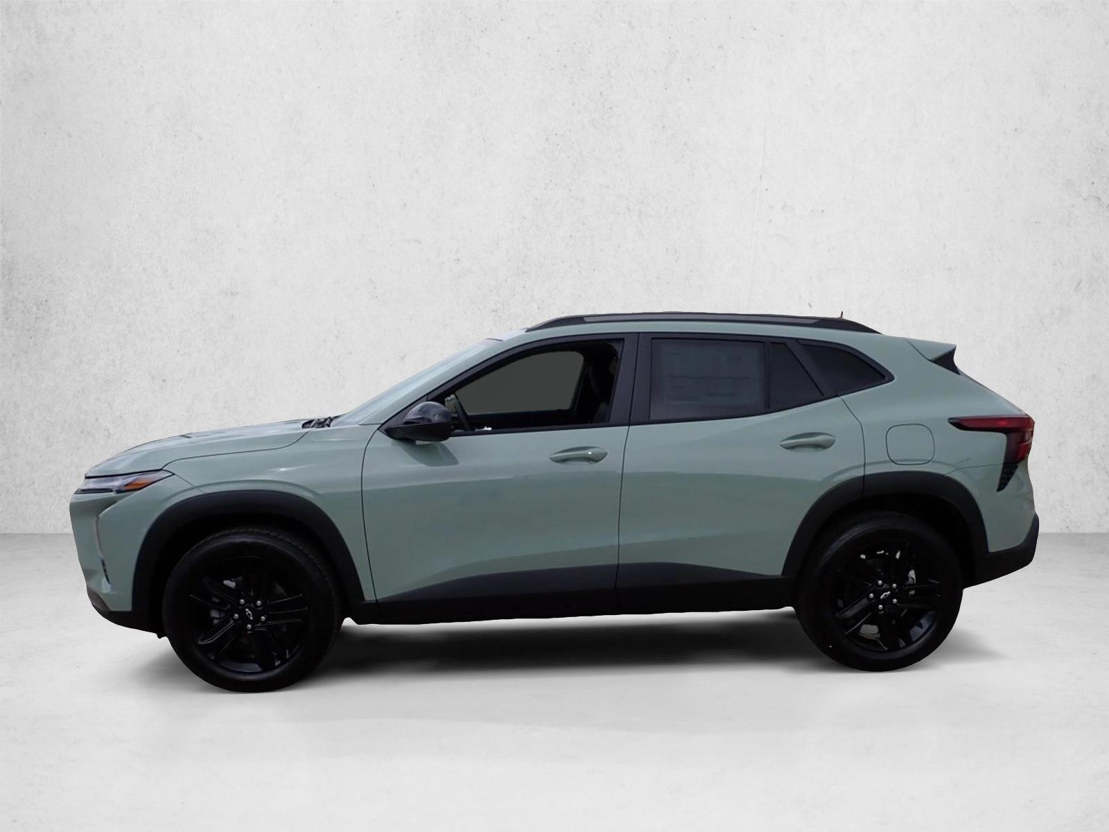 Thumbnail: 2026 Chevrolet Trax - 2