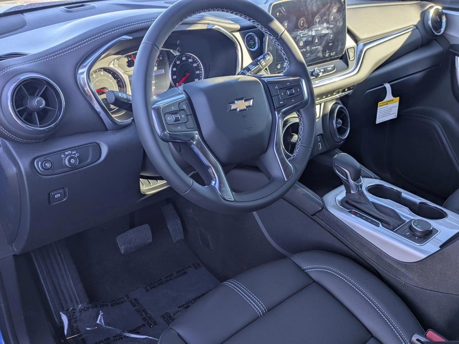 Thumbnail: 2026 Chevrolet Blazer - 3