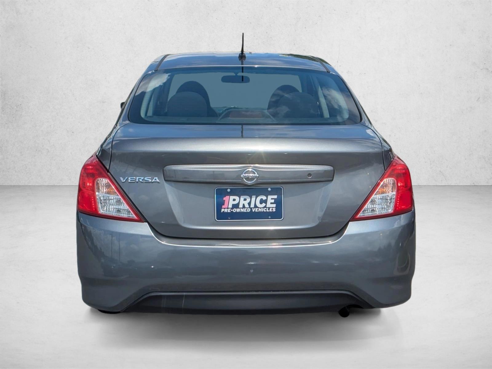2016 Nissan Versa