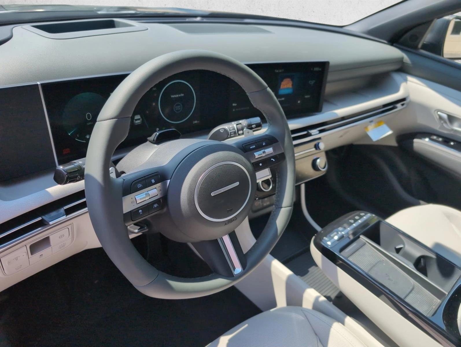 Thumbnail: 2026 Hyundai Tucson - 3