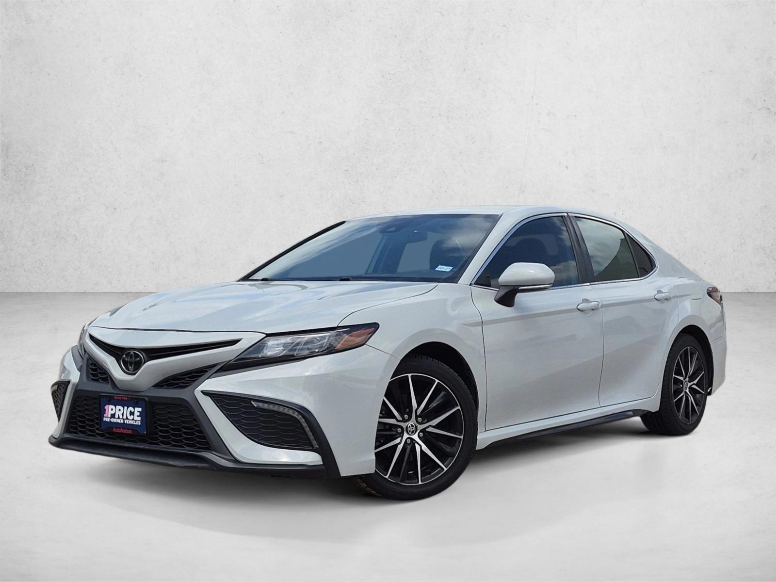 Thumbnail: 2022 Toyota Camry - 1
