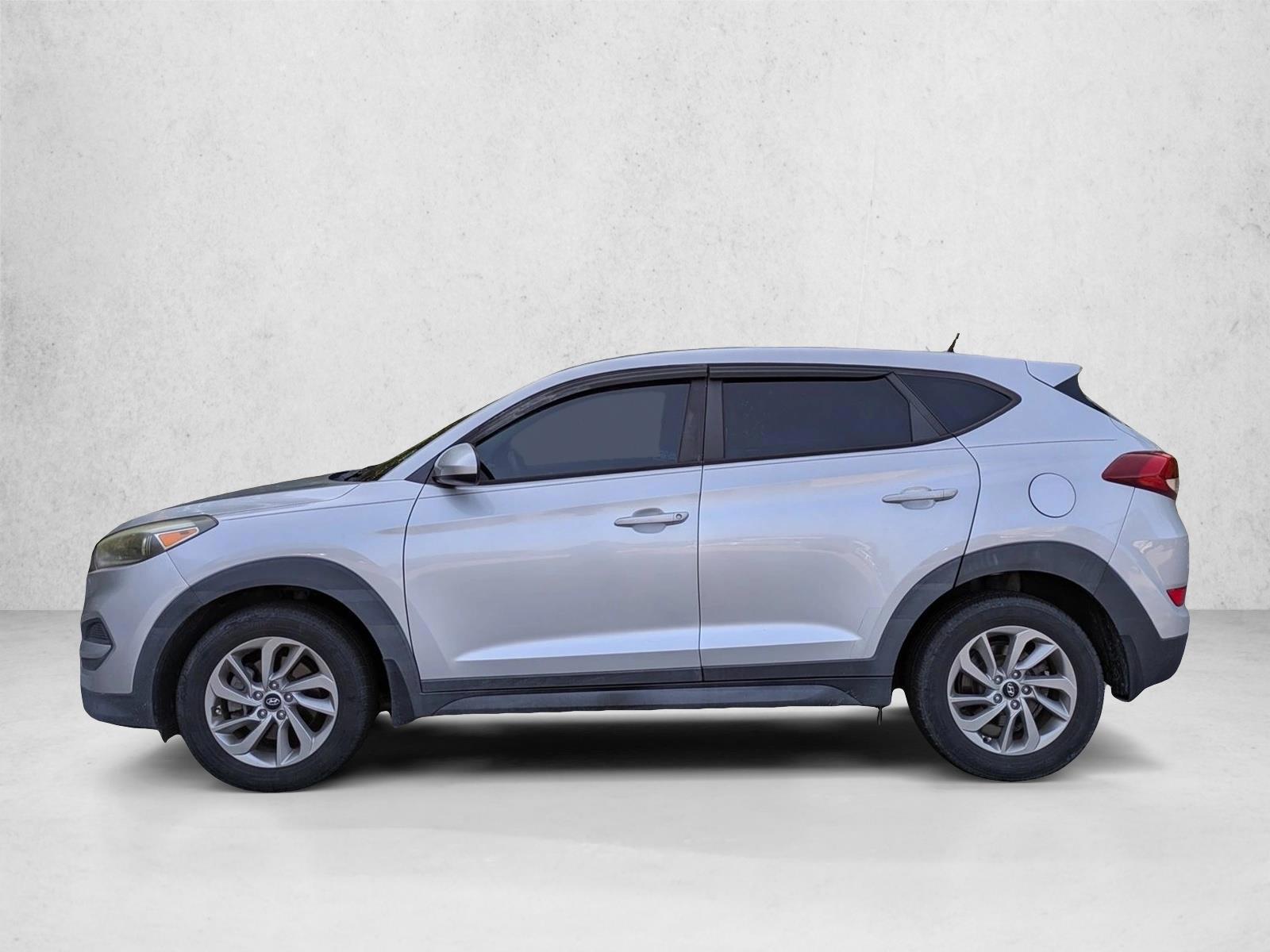 Thumbnail: 2016 Hyundai Tucson - 2