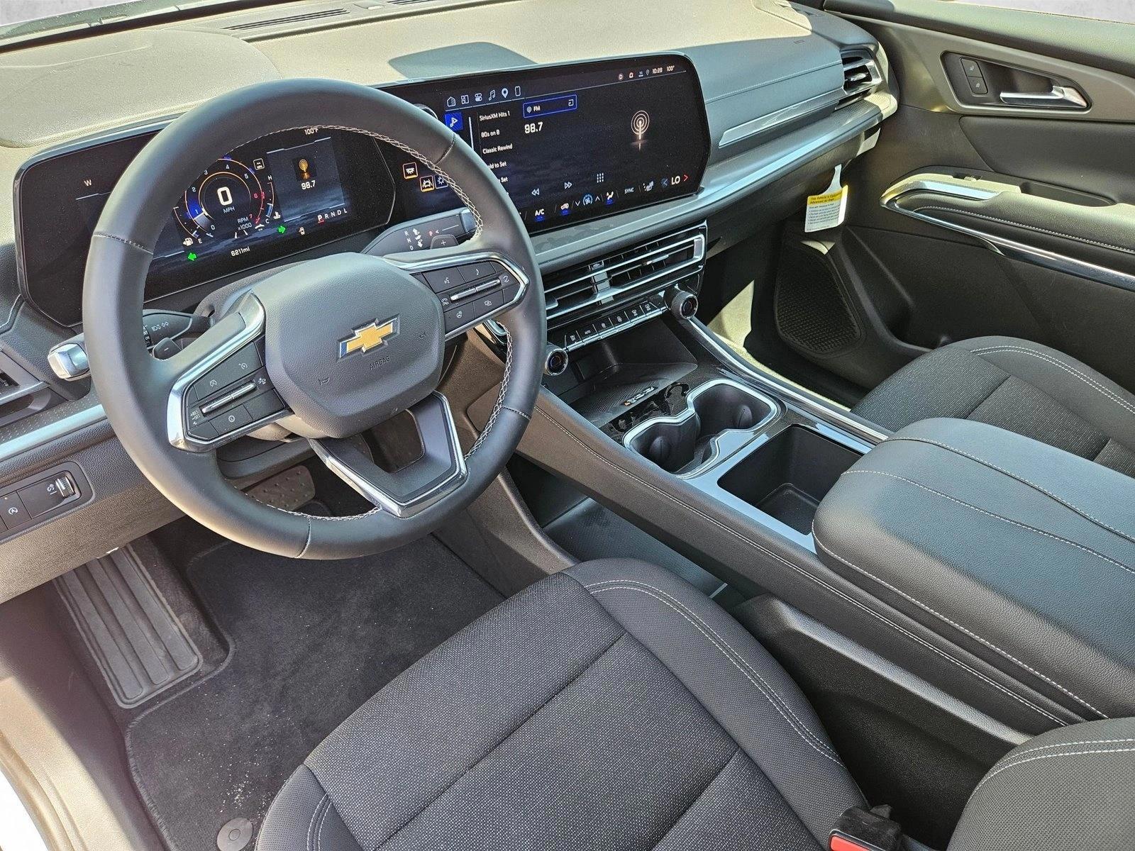 Thumbnail: 2026 Chevrolet Traverse - 3