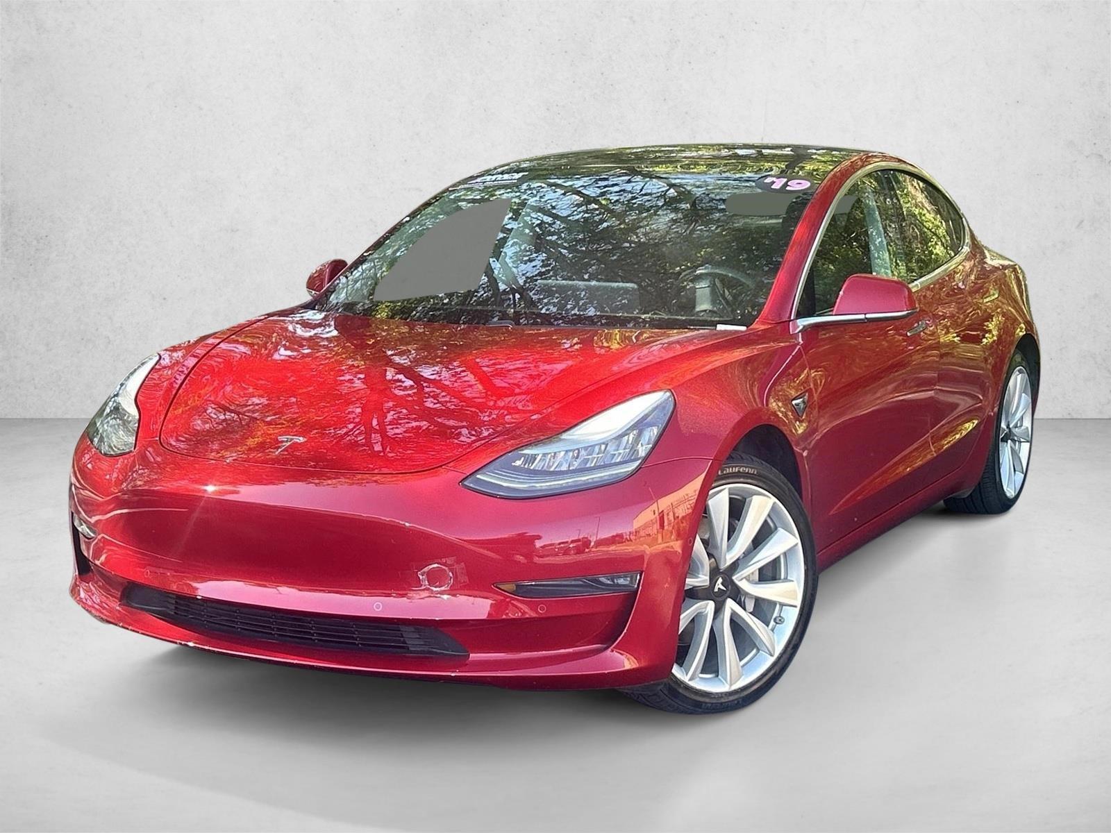 Thumbnail: 2019 Tesla Model 3 - 1