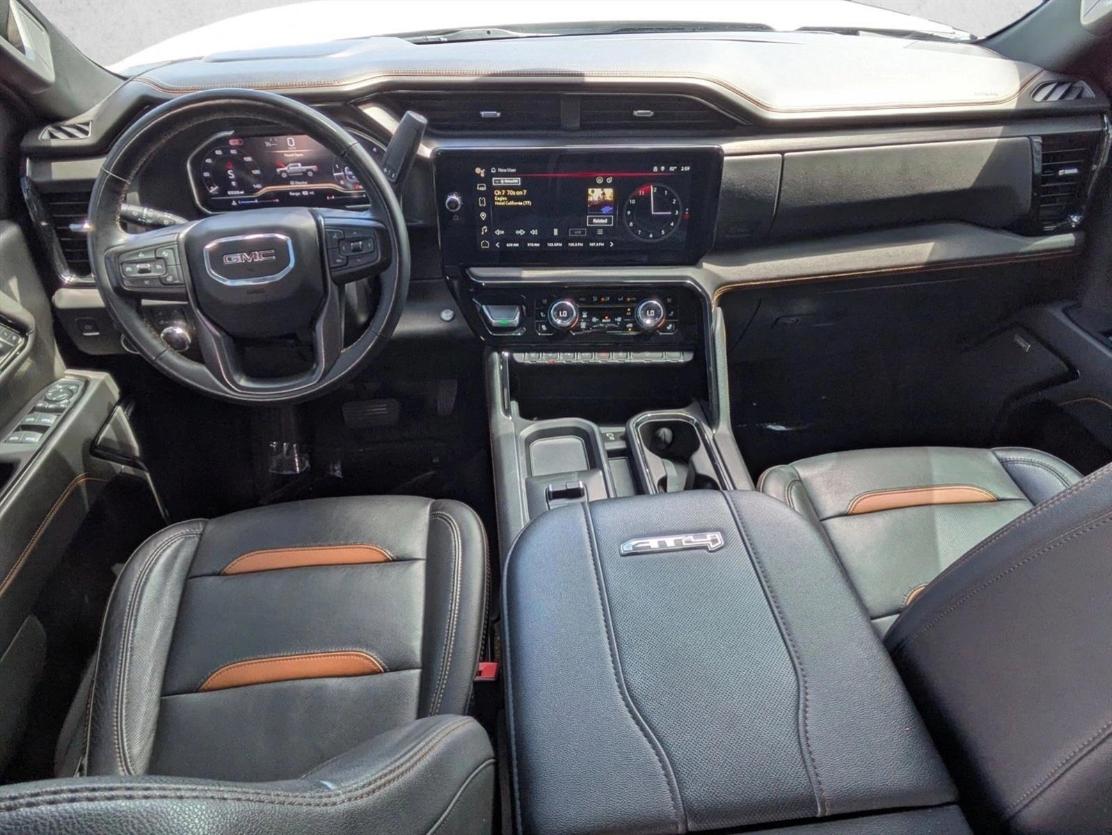 Thumbnail: 2024 GMC Sierra 2500 - 3