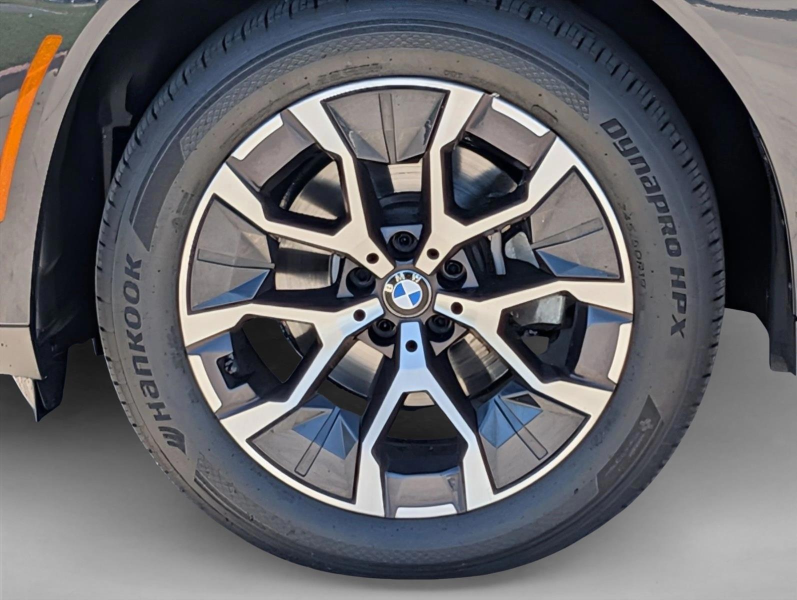 2026 BMW X3 30 - Photo 26
