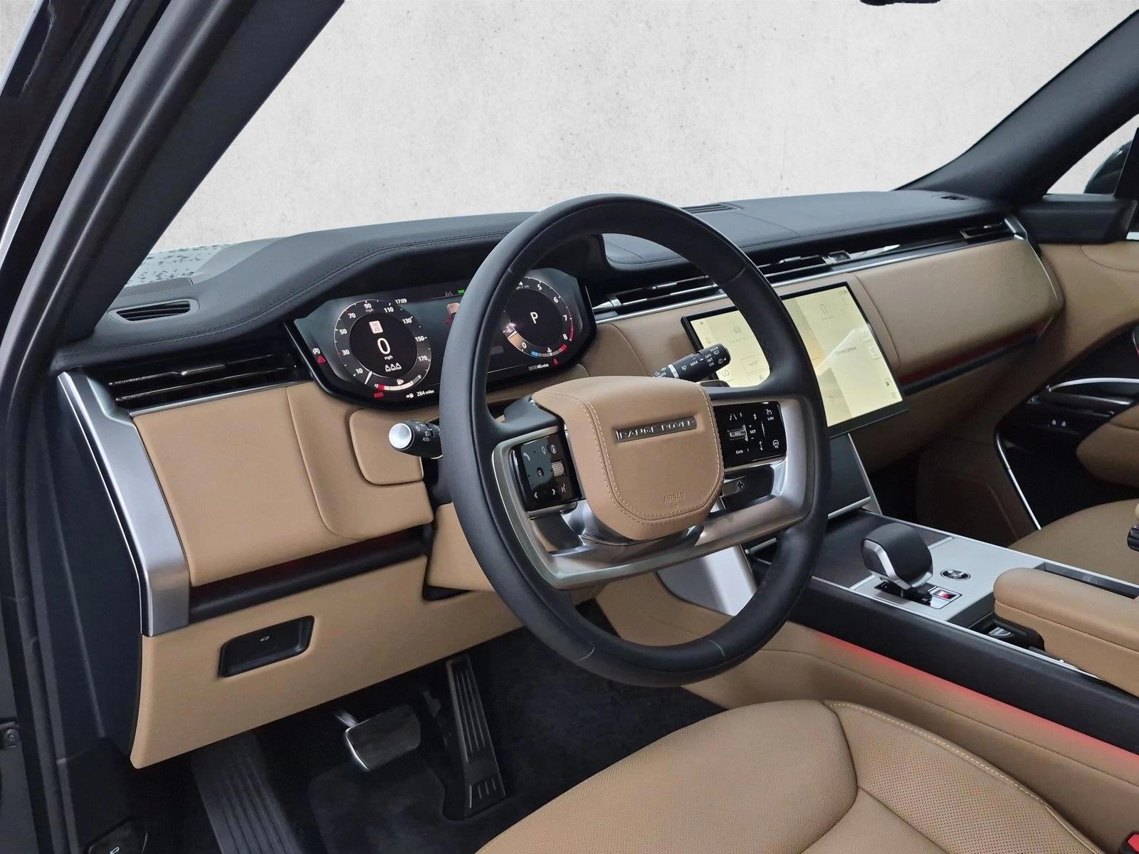 Thumbnail: 2026 Land Rover Range Rover - 3