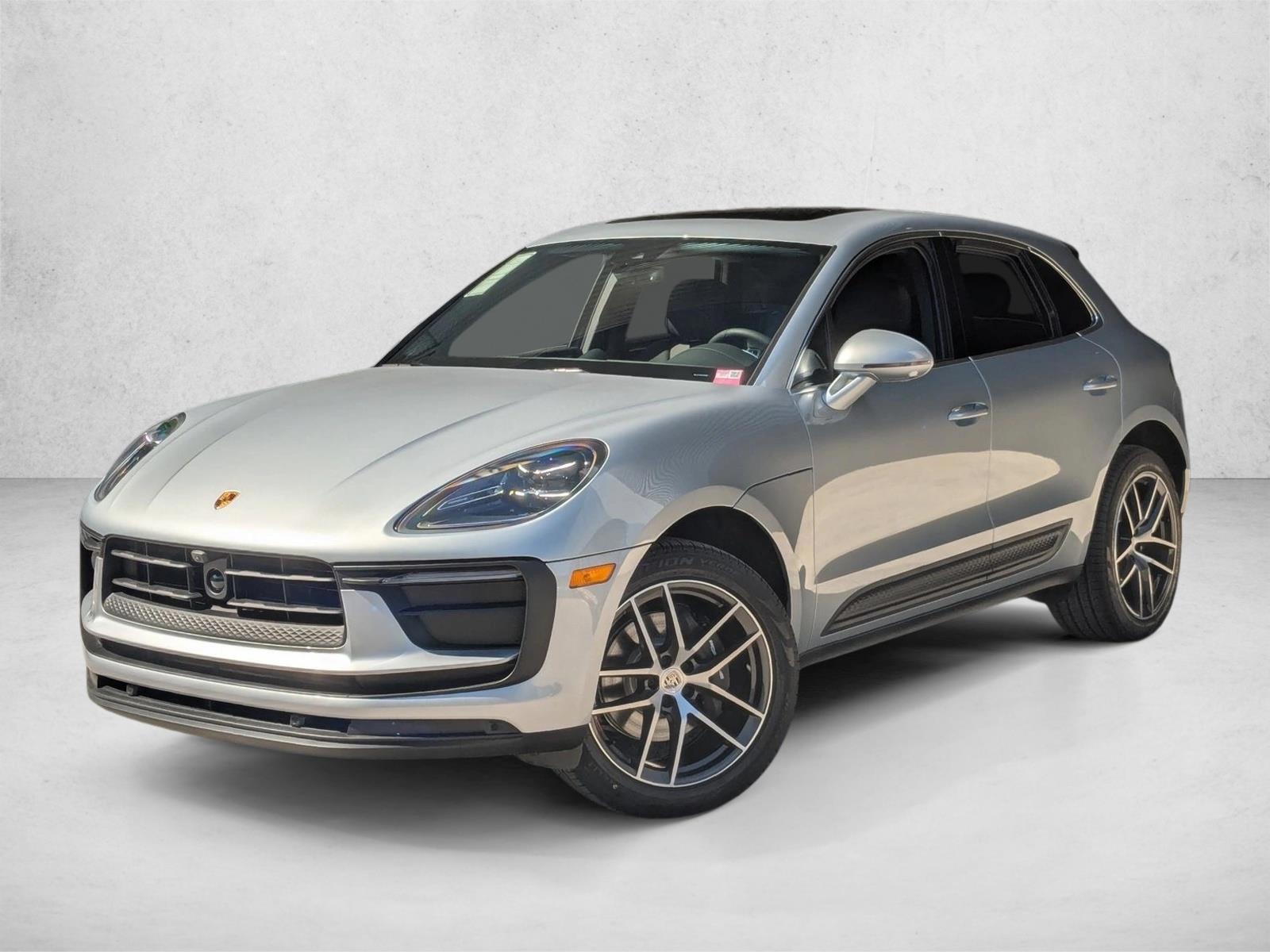 Thumbnail: 2026 Porsche Macan - 1