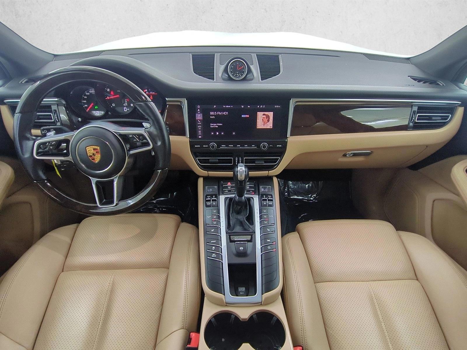 Thumbnail: 2020 Porsche Macan - 4