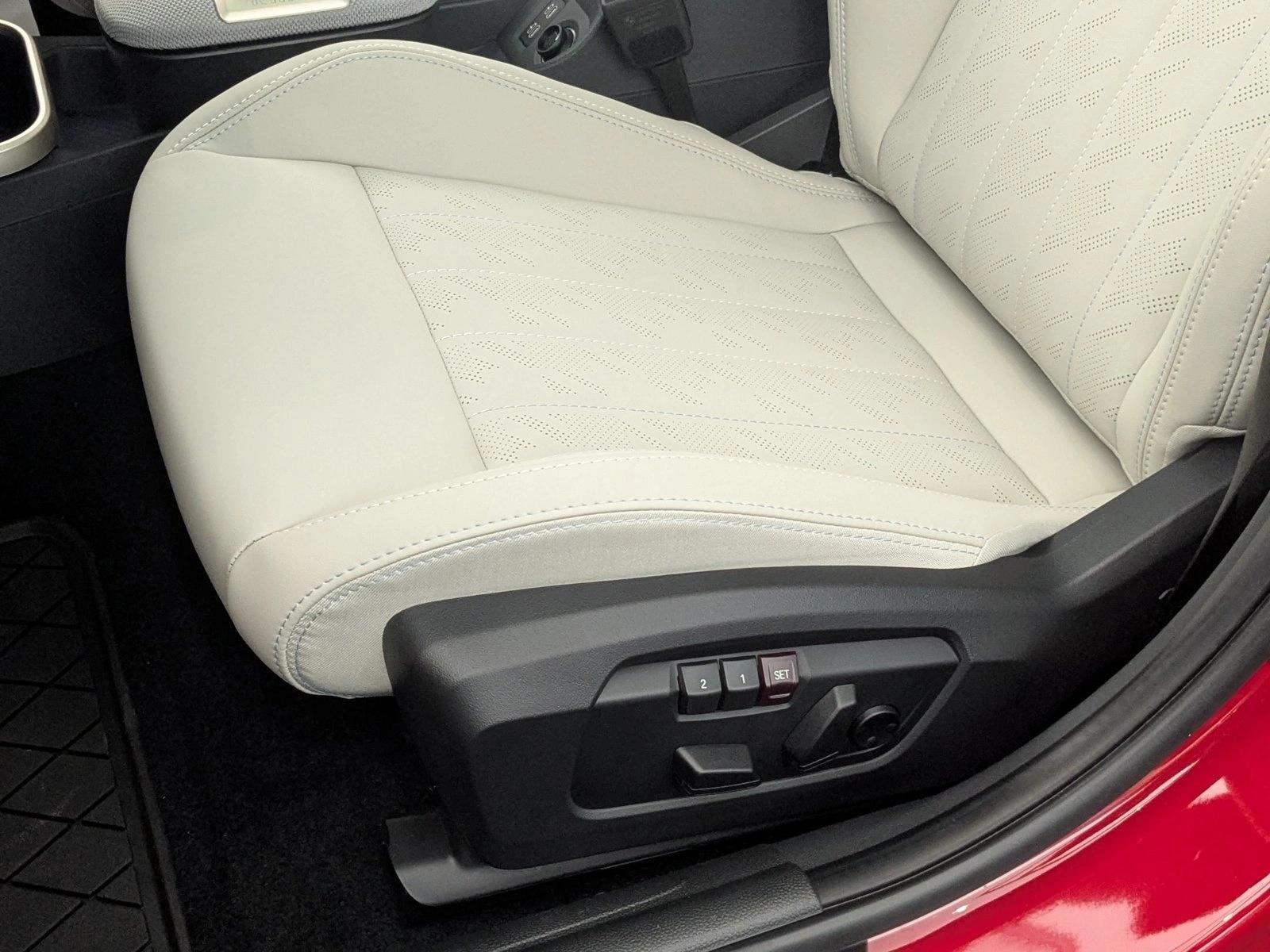 Thumbnail: 2026 MINI Cooper Hardtop - 3