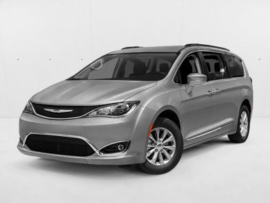 2017 Chrysler Pacifica Touring Plus -
                  San Antonio, TX