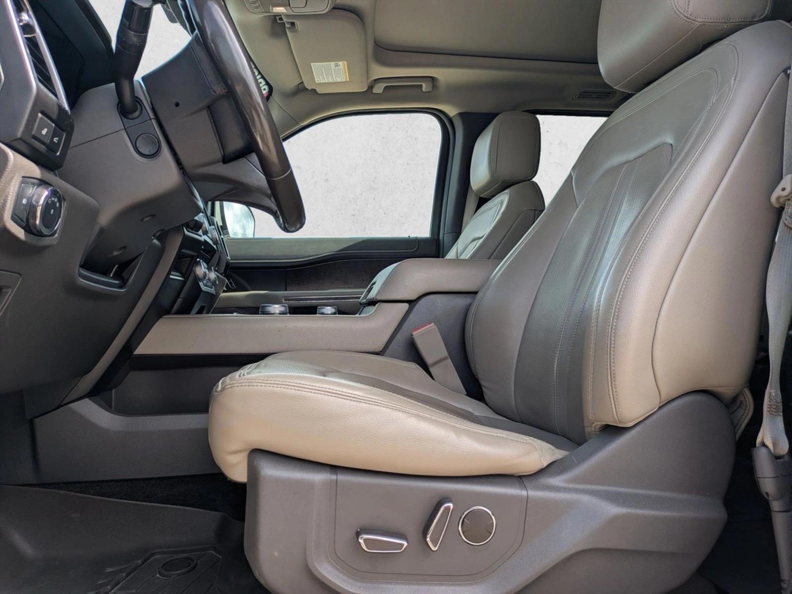 Thumbnail: 2018 Ford Expedition - 5