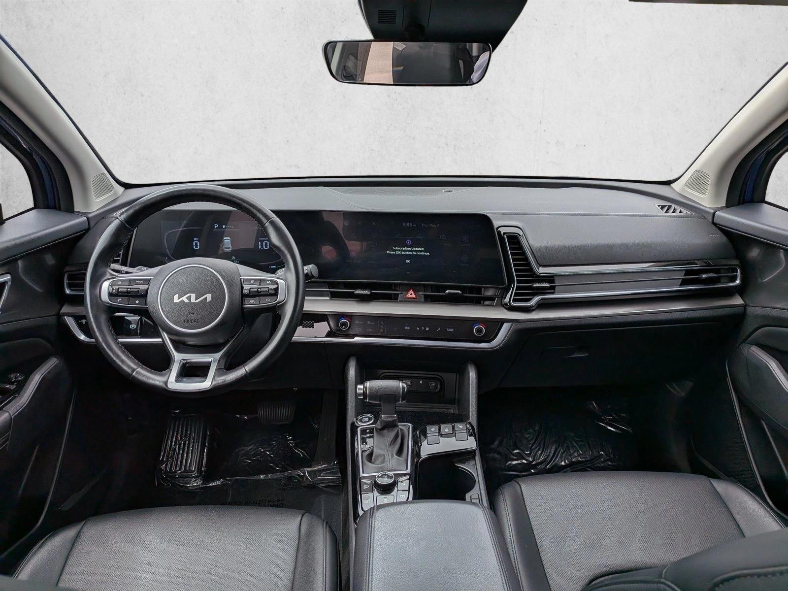Thumbnail: 2023 Kia Sportage - 3