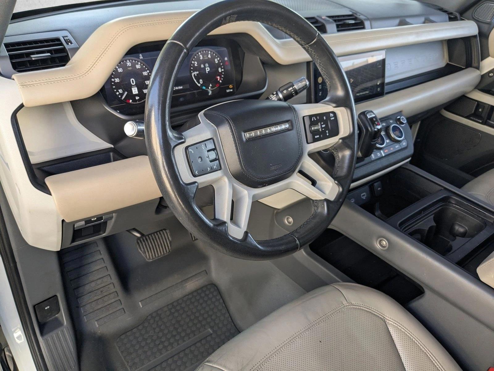 Thumbnail: 2020 Land Rover Defender - 3