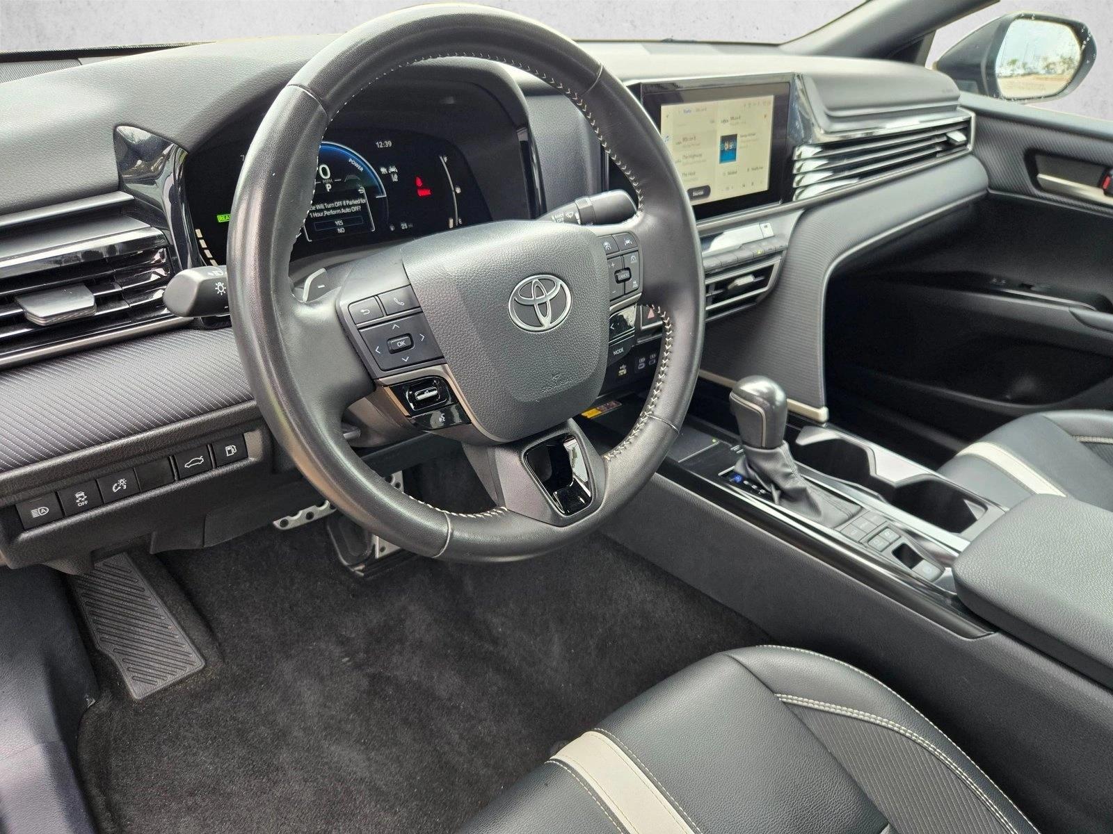 Thumbnail: 2025 Toyota Camry - 3
