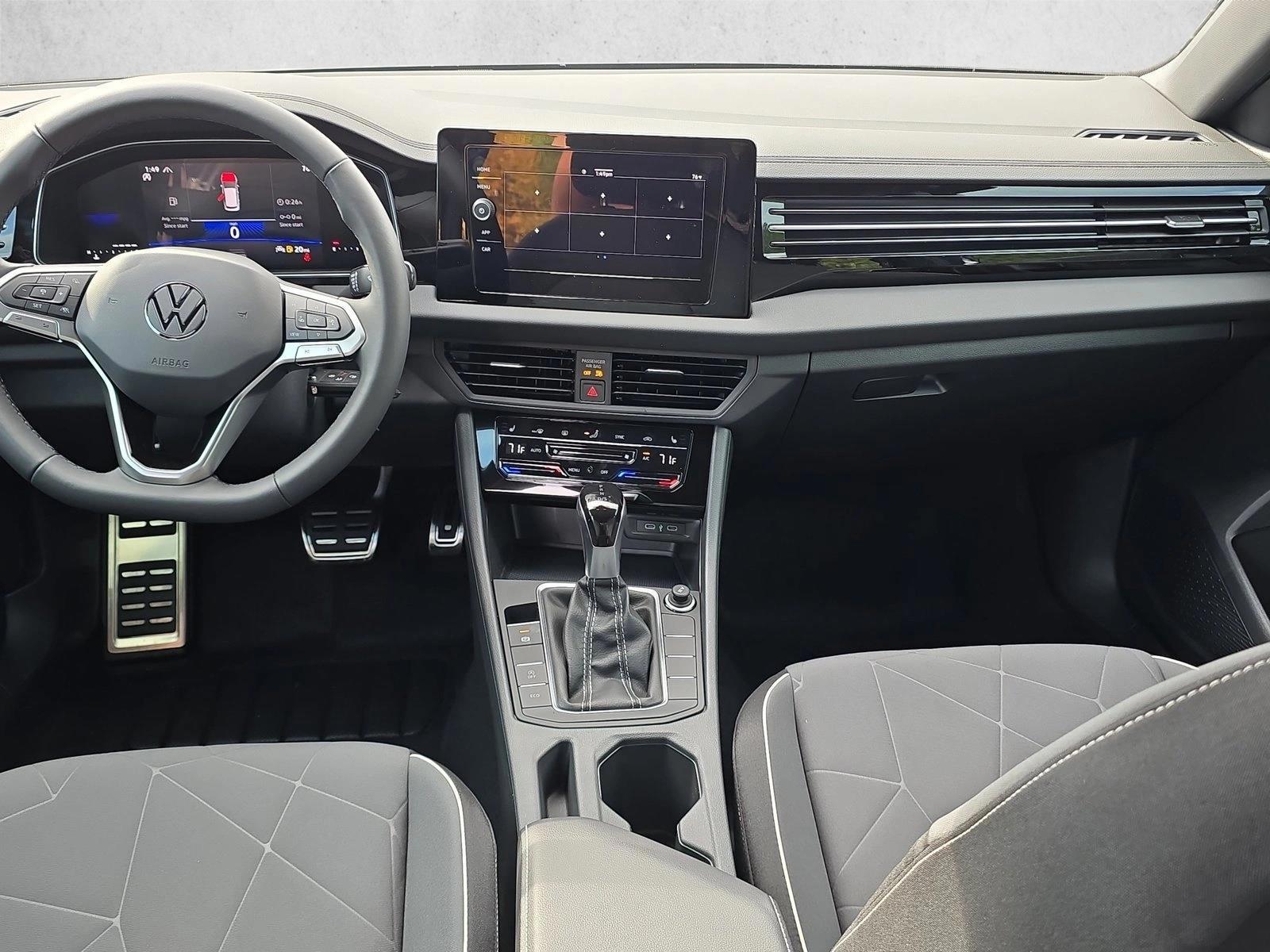 Thumbnail: 2026 Volkswagen Jetta - 4