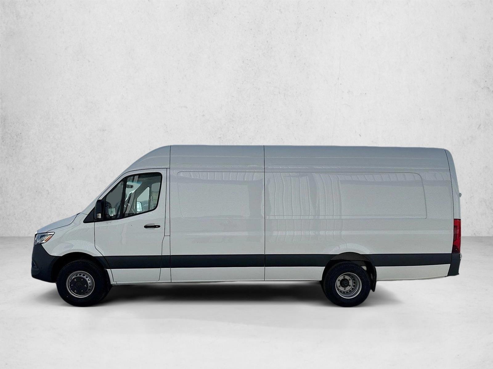 Thumbnail: 2026 Mercedes-Benz Sprinter - 2
