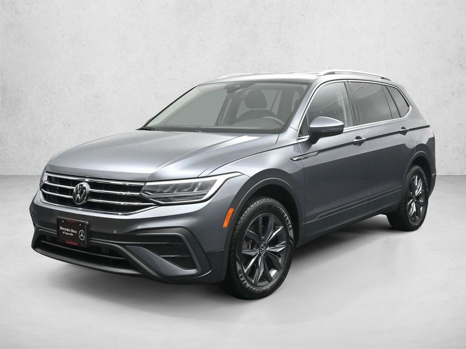Thumbnail: 2022 Volkswagen Tiguan - 1